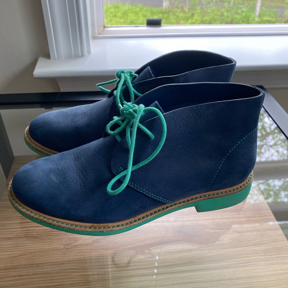 Cole Haan size 5.5 women boots - Picture 4 of 6